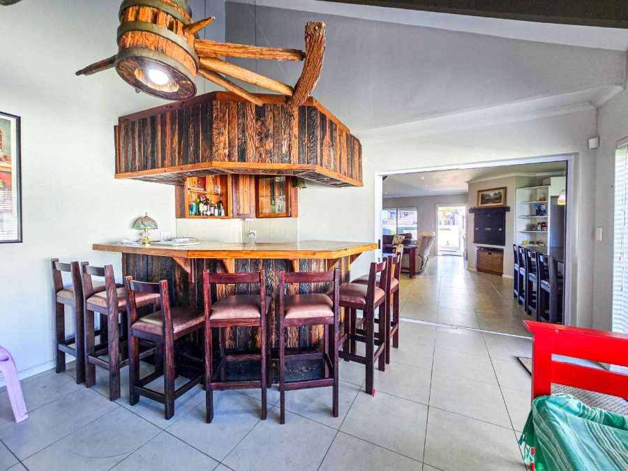 3 Bedroom Property for Sale in Stilbaai Wes Western Cape